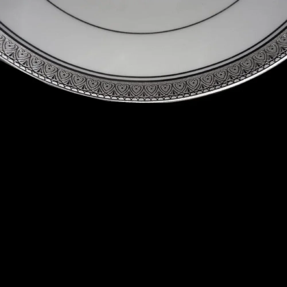 brand new Mikasa Palatial Platinum 8.5 inch Rimmed Soup Bowl - MPN L3235-220